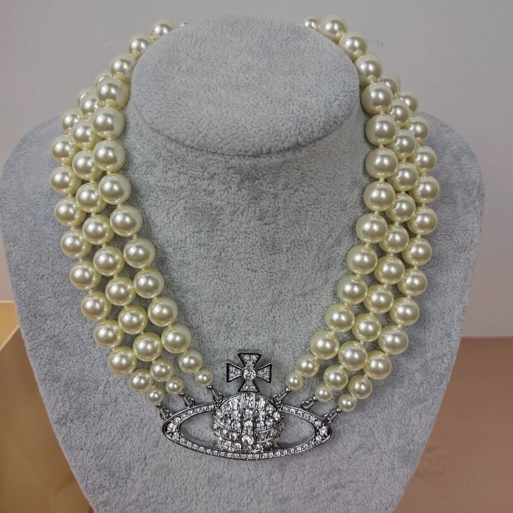Vivienne Westwood Three Row Pearl Bas Relief Choker In Silver Brand New